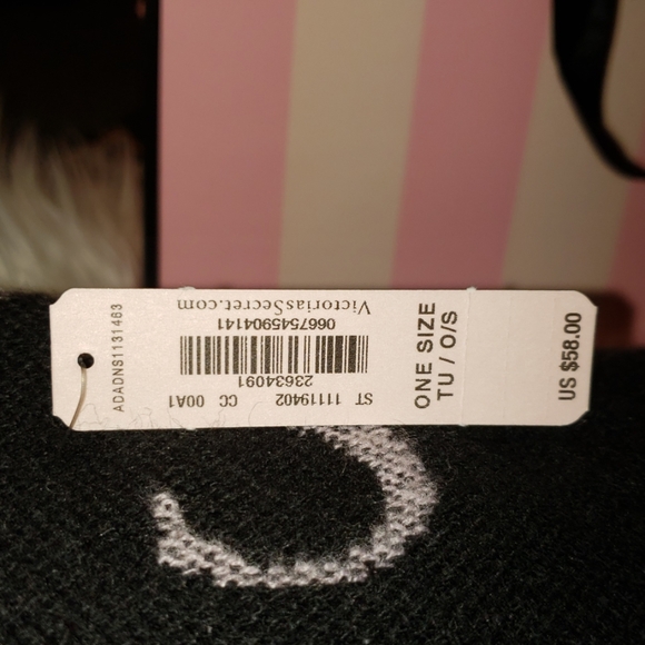 Victoria's Secret Black Fringe Blanket - Picture 3 of 3